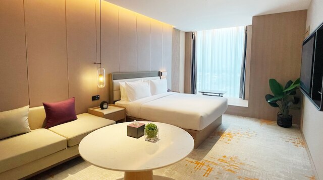 エロン ホテル ジャカルタ PIK