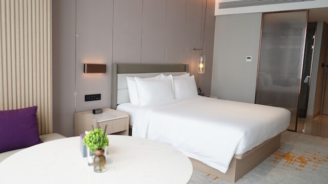 エロン ホテル ジャカルタ PIK