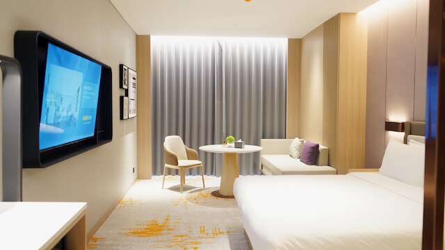 エロン ホテル ジャカルタ PIK