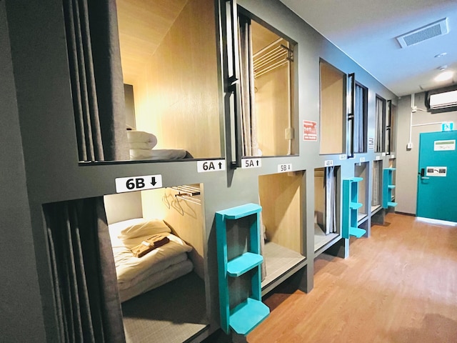 日の出神楽坂駅前ホテル