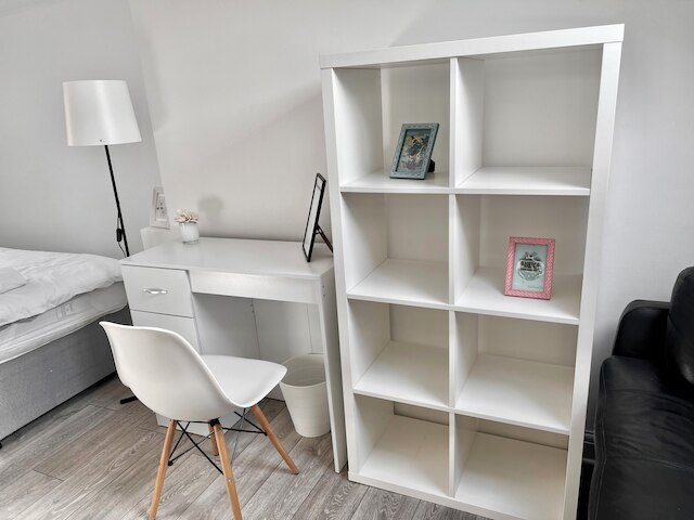 ニュー ハウス 5 ルームズ 3 バス