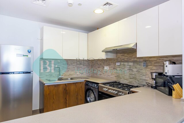 ブルームフィールド エレガント 2ベッドルーム イン ウェーブ タワー