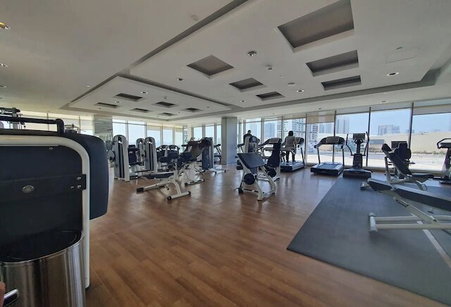 ブルームフィールド エレガント 2ベッドルーム イン ウェーブ タワー