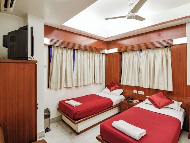 ホテル アストン