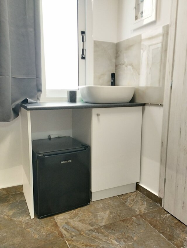 アシナ セントラル アパートメント