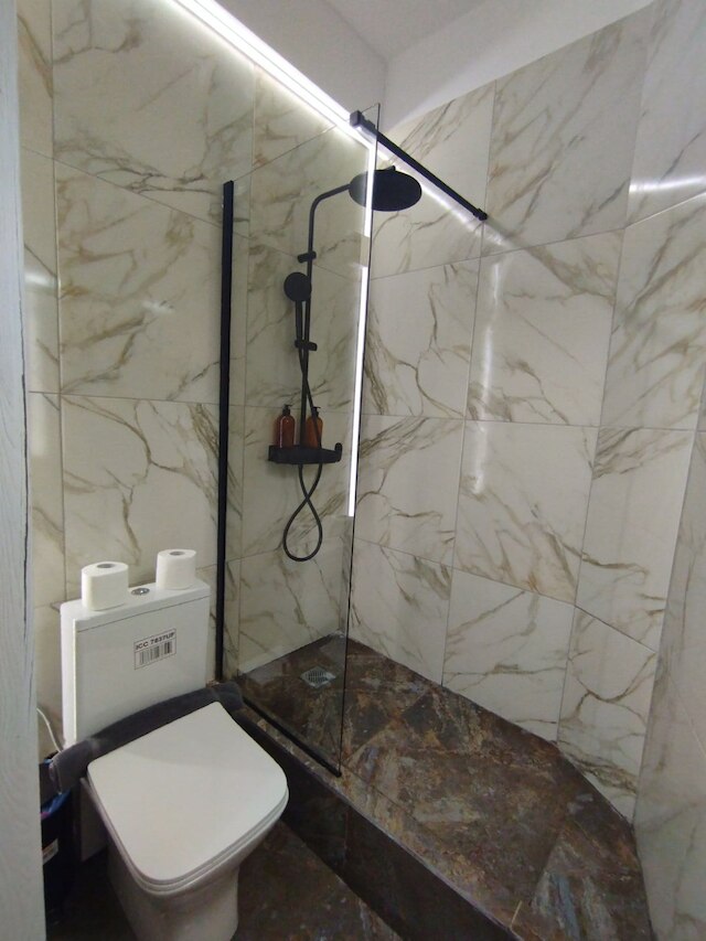 アシナ セントラル アパートメント