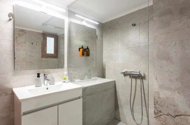 アテニアン ステイ トリクーピ 2 アパートメント