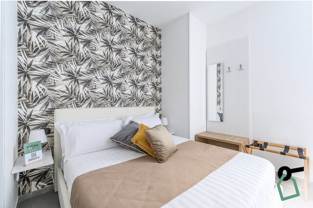 ホティデイ ルーム コレクション - ナポリ ドゥオーモ