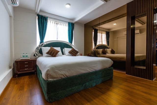 クラブハウス ナミ レジデンシー、アーメダバード