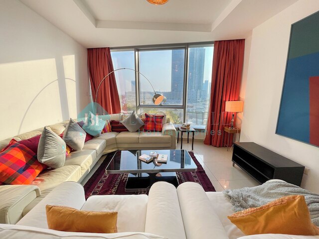 ブルームフィールド スペーシャス 1ベッドルーム イン サン タワー