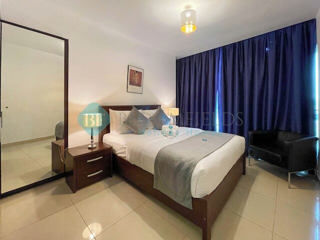 ブルームフィールド スペーシャス 1ベッドルーム イン サン タワー