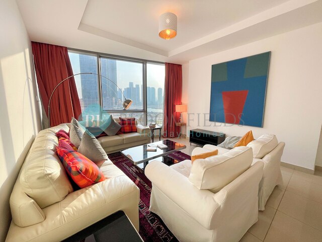 ブルームフィールド スペーシャス 1ベッドルーム イン サン タワー