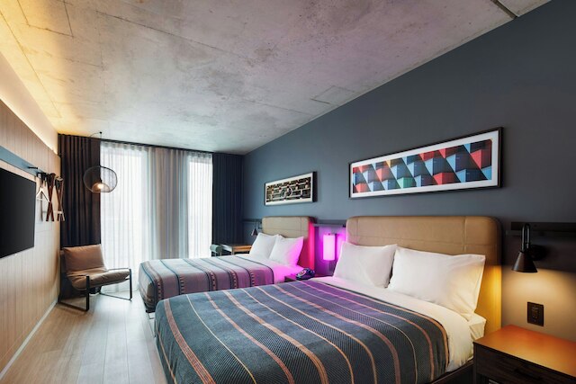 ニュー ホテル モクシー モントリオール ダウンタウン