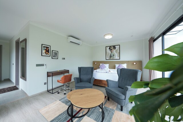 ツイン ヴィラズ ドルパディ 8ベッドルーム スミニャック