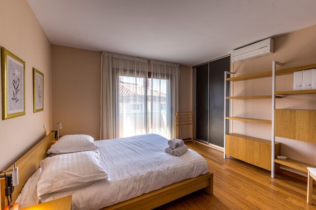 カール デュ ロワ - プルミエール コンシェルジュリー