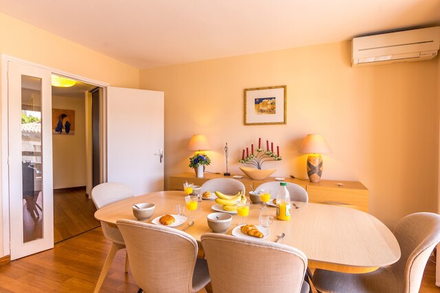 カール デュ ロワ - プルミエール コンシェルジュリー