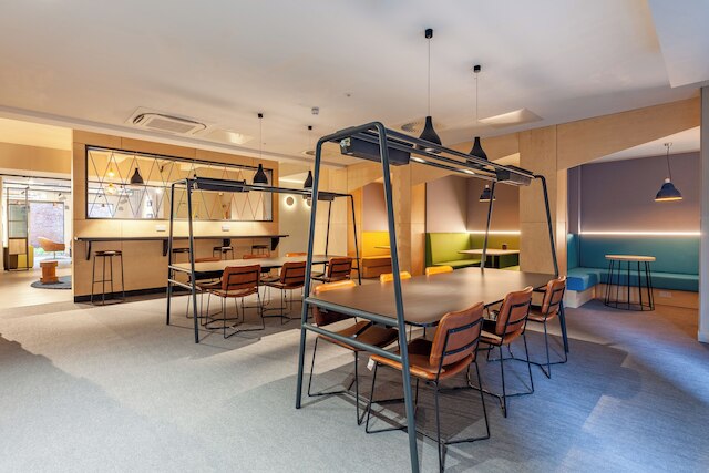 スチューデント オンリー ベンソン ヤード