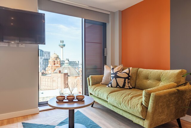 スチューデント オンリー ベンソン ヤード