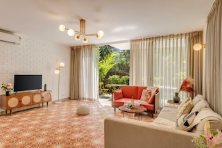 スタイリッシュ 2ベッドルーム ウィズ プール ニア カンドリム アンド ココ ビーチ