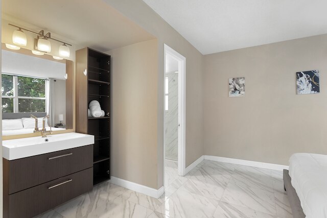 ベイ ハーバー サンセット アパートメント 2A