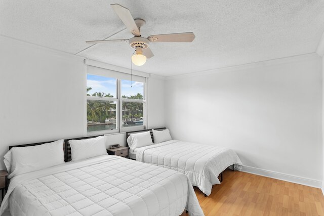 ベイ ハーバー サンセット アパート 2C