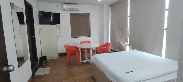 ホテル マイ プレイス