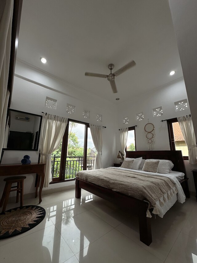 ザ ライト ハウス