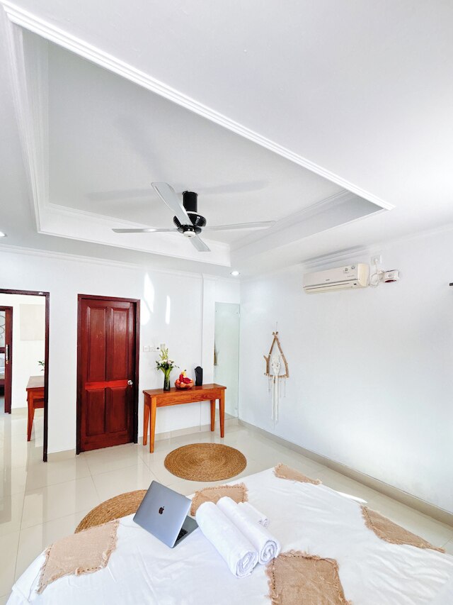 ザ ライト ハウス