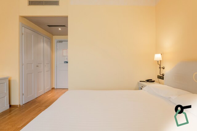 ホティデイ ルーム コレクション - カラムブローネ