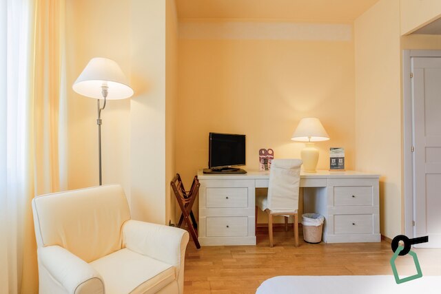 ホティデイ ルーム コレクション - カラムブローネ