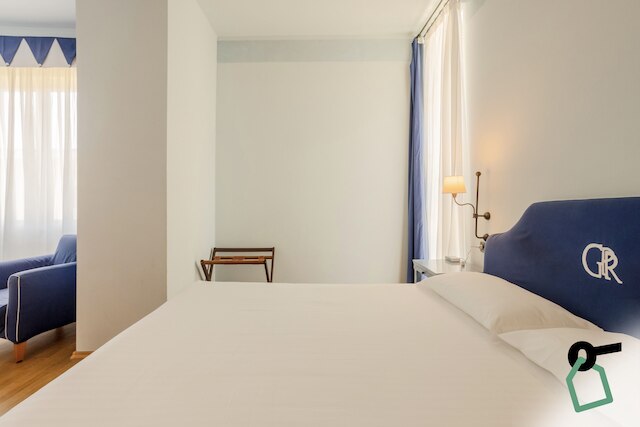 ホティデイ ルーム コレクション - カラムブローネ