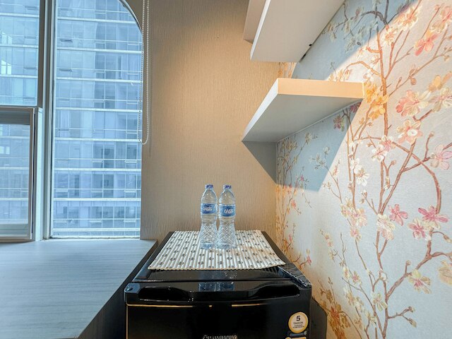 エレガント デザイン スタジオ アット ザ シティ スクエア スラバヤ アパートメント