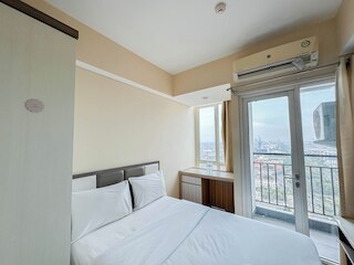 レストフル アンド グッド チョイス スタジオ アット タマンサリ パピリオ アパートメント