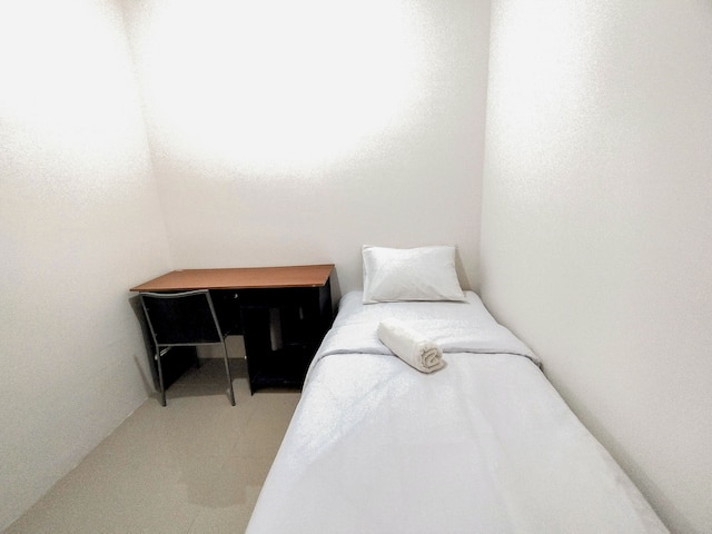 ホーミー アンド プレザント 2ベッドルーム アット パビリオン ペルマタ アパートメント