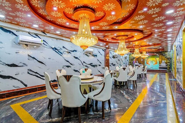 ホテル ラヒ クラウン バイ ステイズ イージー