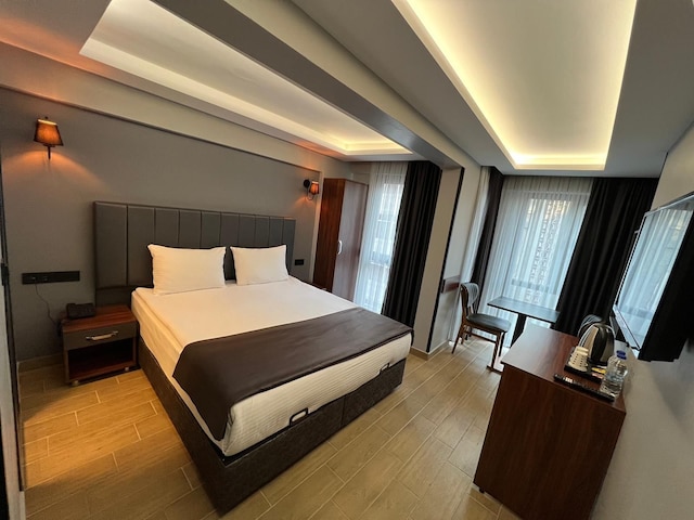 ドバイ パンシオン