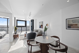 クイーンズ ワーフ レジデンシズ オフィシャル