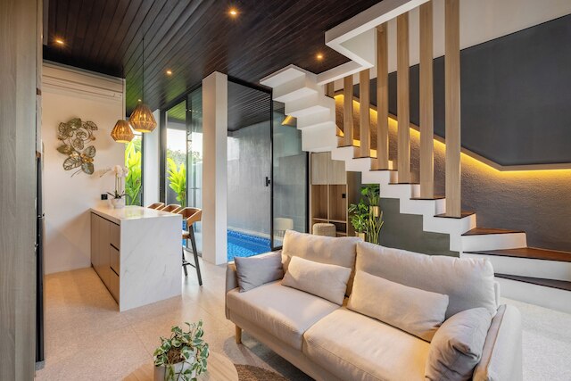 プライベート ヴィラ アイラ 8D 10ミン メラスティビーチ