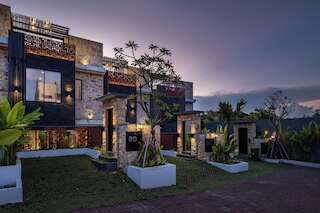 プライベート ヴィラ アイラ 8D 10ミン メラスティビーチ