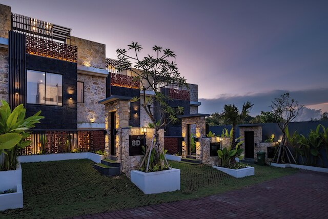 プライベート ヴィラ アイラ 8D 10ミン メラスティビーチ