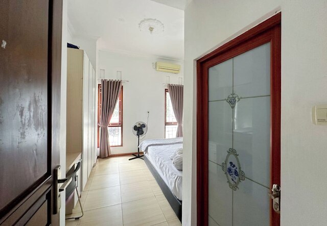 M&S ステイ シャリア