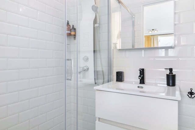 モナスティラキ 507 スーパーホスト ハブ