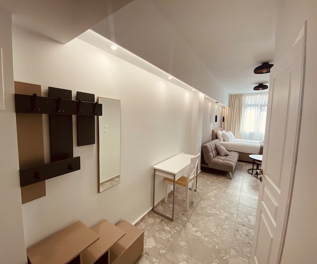 305 モナスティラキ 305 スーパー ホスト ハブ