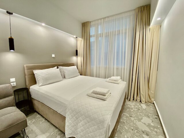 305 モナスティラキ 305 スーパー ホスト ハブ