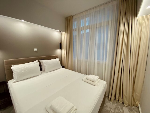 305 モナスティラキ 305 スーパー ホスト ハブ