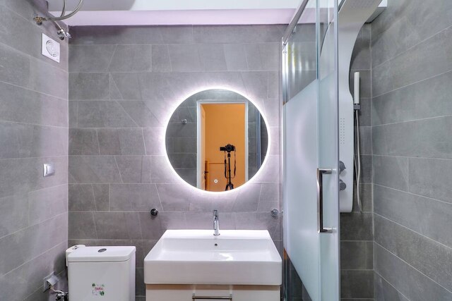 モナスティラキ 306 スーパー ホスト ハブ