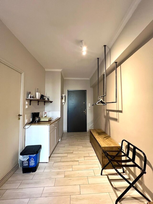 モナスティラキ 312 スーパー ホスト ハブ