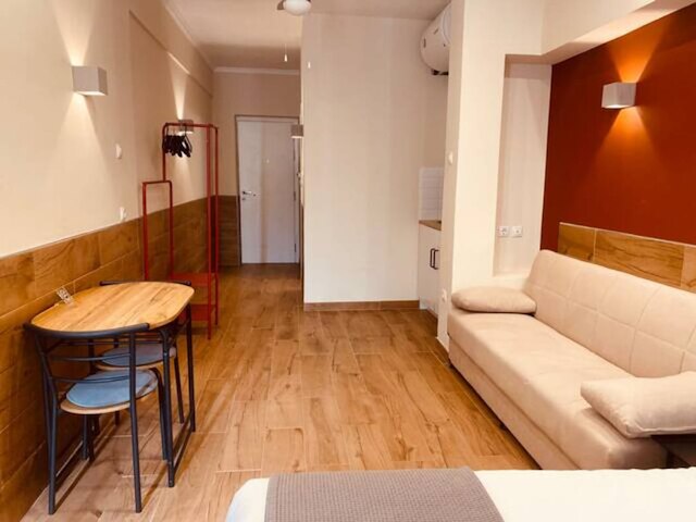 モナスティラキ 506 スーパー ホスト ハブ