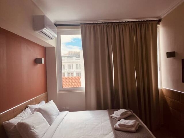 モナスティラキ 506 スーパー ホスト ハブ