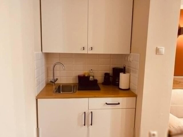 モナスティラキ 506 スーパー ホスト ハブ